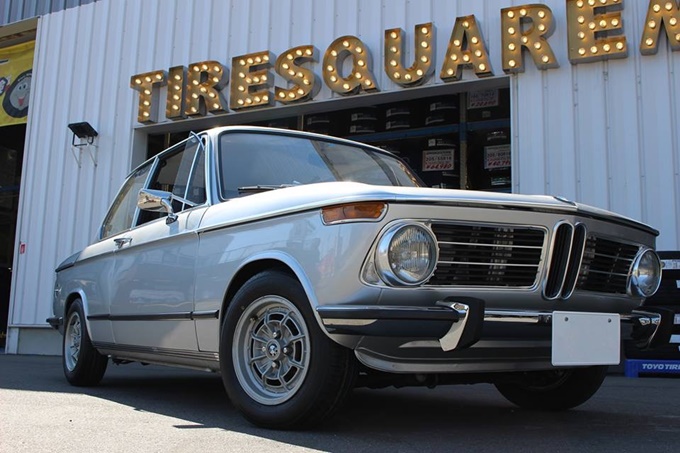 The featured image of クラッシクな、お車　ーBMW 2002 tiiーPart2