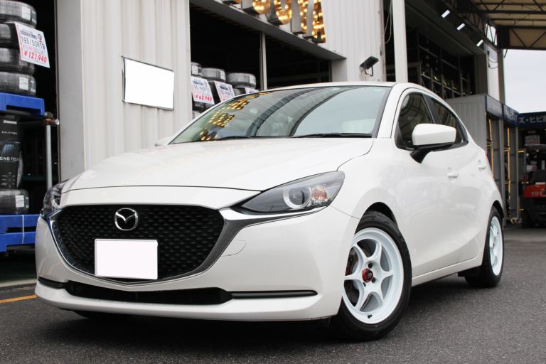 The featured image of ツラ具合が絶妙✨ プチレア車 第1弾 MAZDA2 15MB